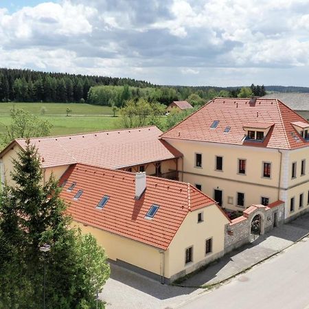 Nová Bystřice Penzion Hurky المظهر الخارجي الصورة